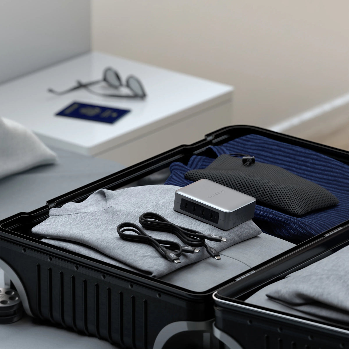 145w-travel-charger