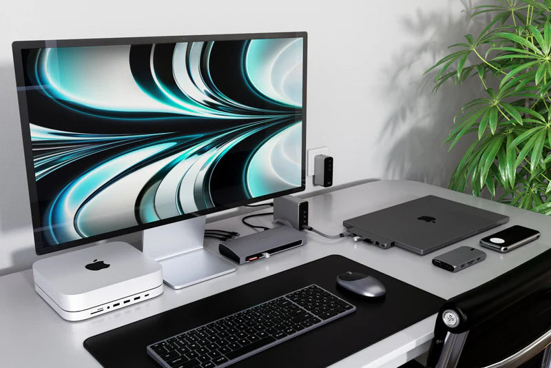 Must-Have Tech Accessories for Content Creators  