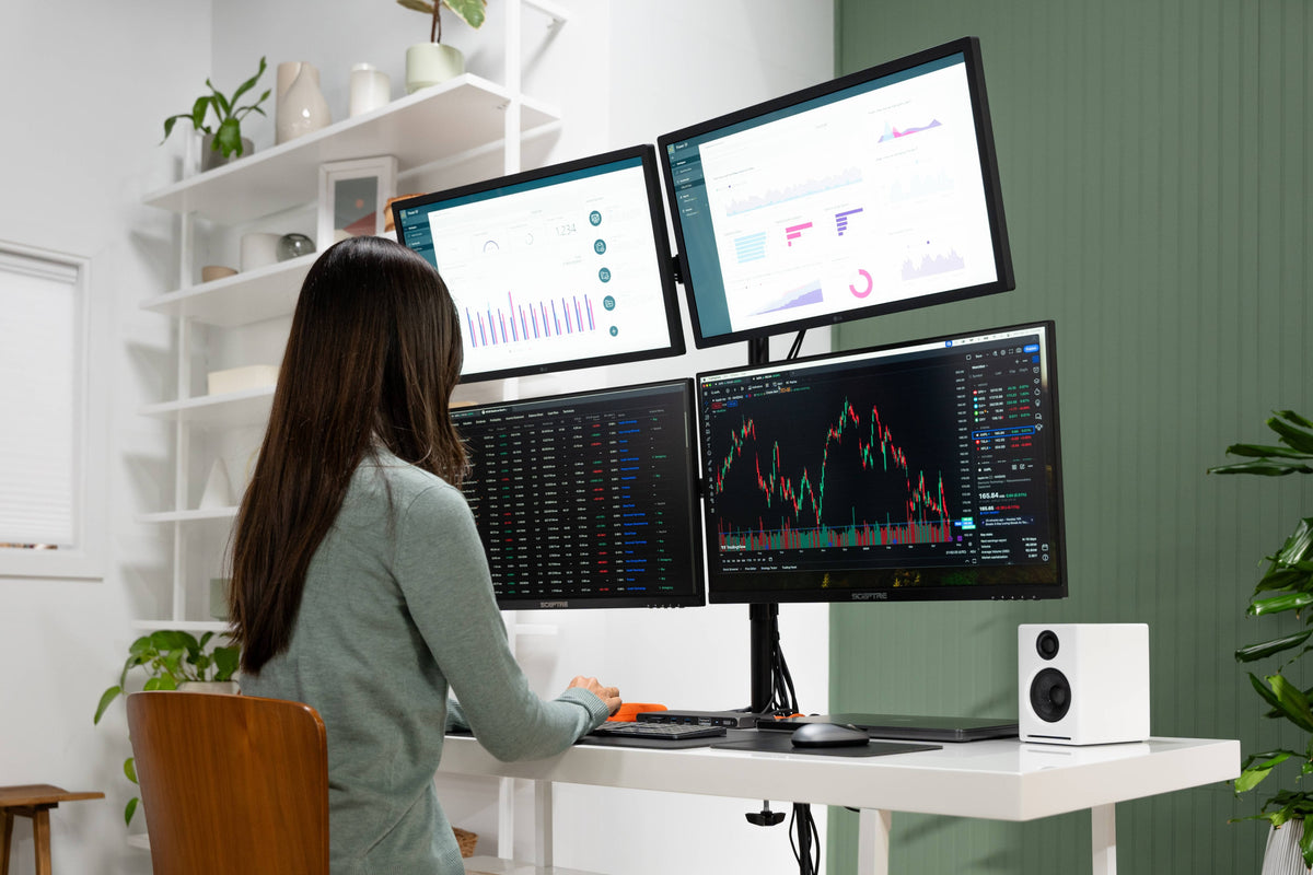 Unleash the Power of Thunderbolt 4 and DisplayLink with Satechi's New Multi-Display Docking Station 