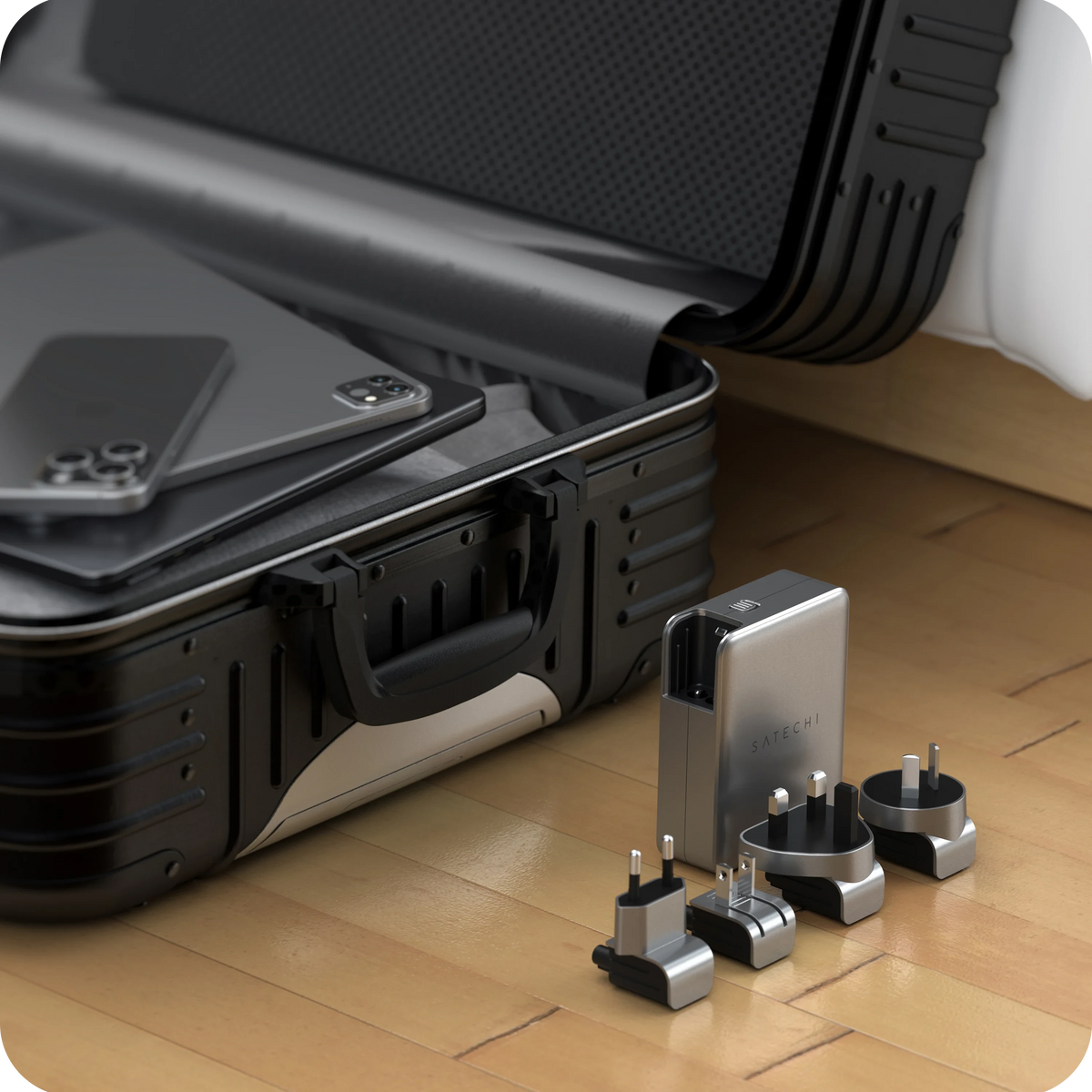 Satechi 145W USB-C 4-Port GaN Travel Charger 
