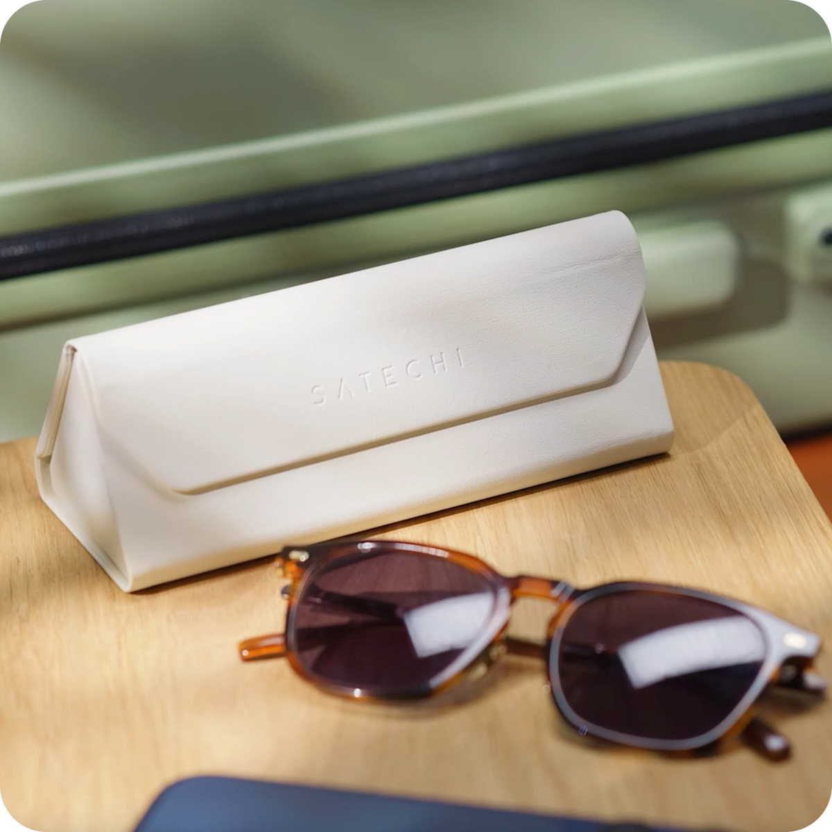 Vegan-Leather FindAll™ Glasses Case Satechi Sand